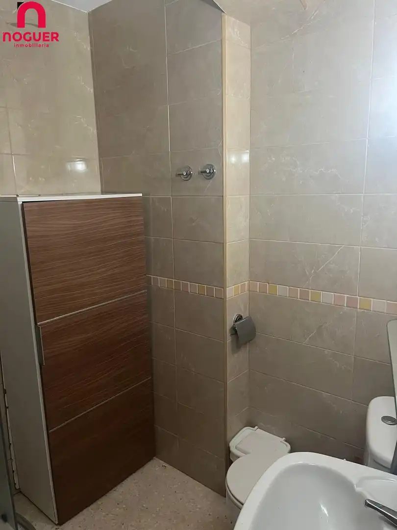 Bany de Pis en venda en Córdoba amb Aire condicionat i Calefacció