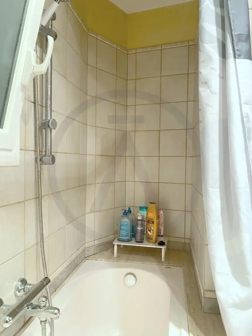 Baño de Ático en venta en Terrassa con Calefacción, Terraza y Trastero