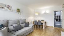 Living room of Apartment for sale in Sant Feliu de Llobregat  with Air Conditioner, Heating and Parquet flooring