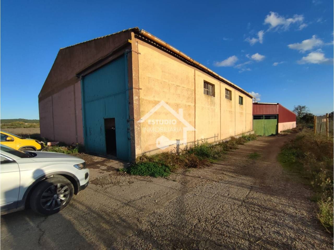Exterior view of Industrial buildings for sale in Lodosa