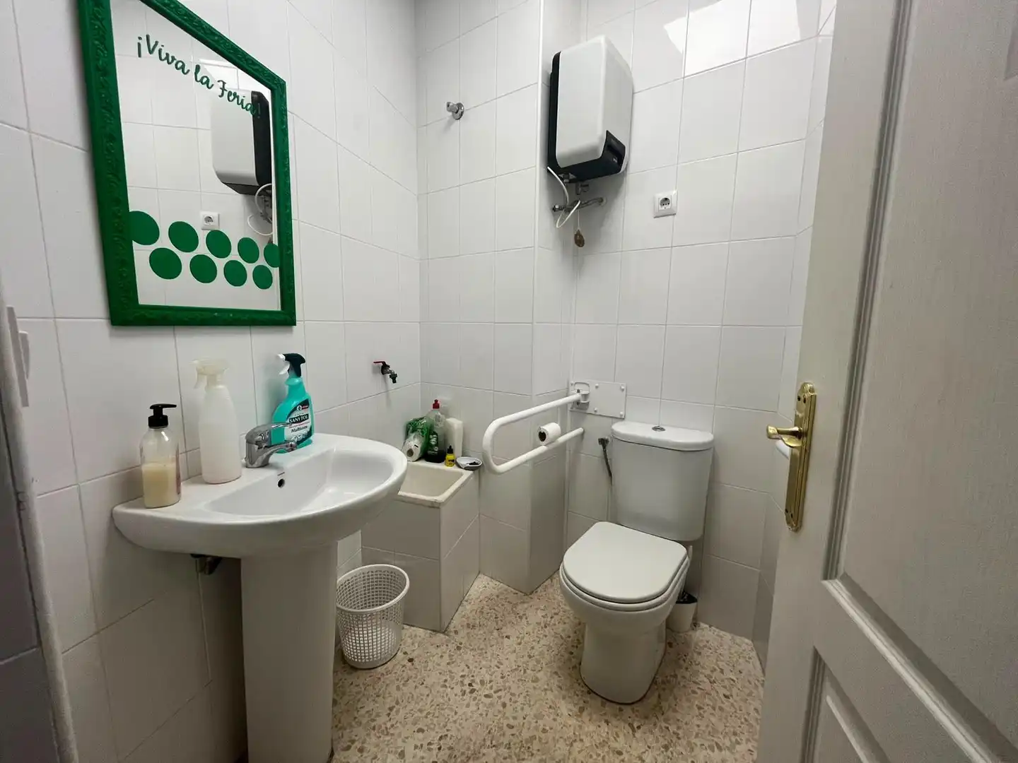 Badezimmer von Geschaftsraum zur Miete in Jerez de la Frontera