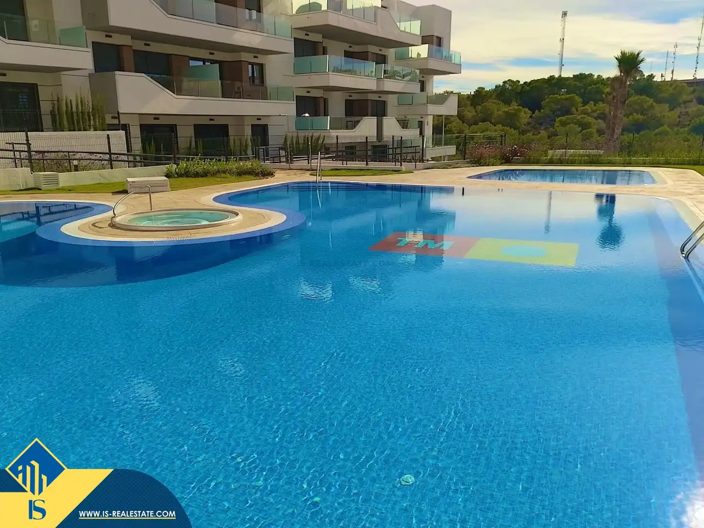 Wohnung mit Pool zum Verkauf in Orihuela Costa