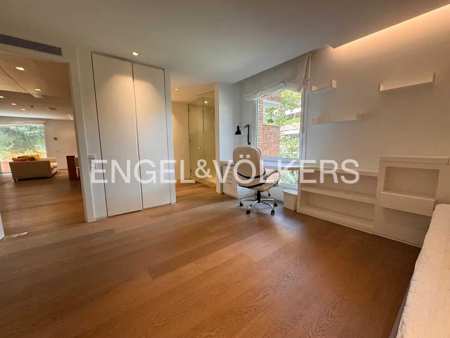 Bedroom of Flat for rent in Les Corts