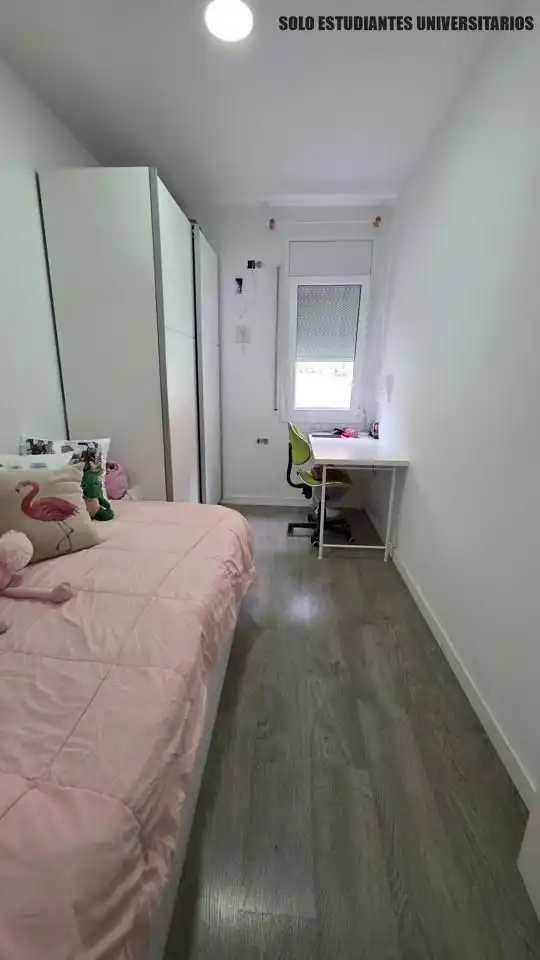 Habitación de Planta baja para compartir en Terrassa con Aire acondicionado, Calefacción y Terraza