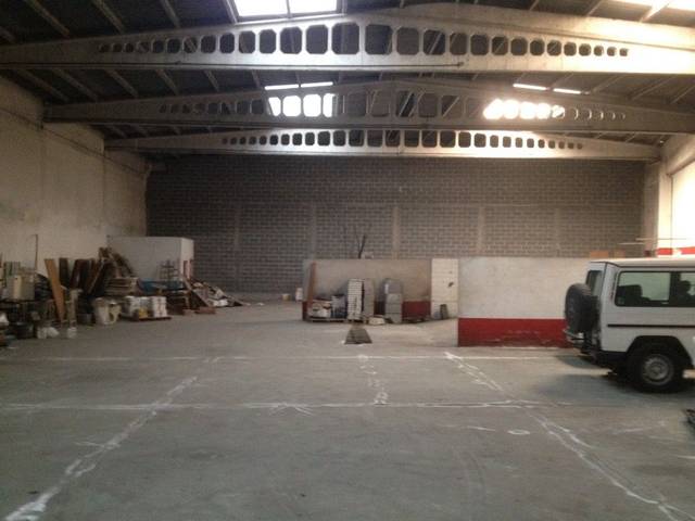 Local comercial en Alquiler en Avenida das Américas en Residencia - Abella