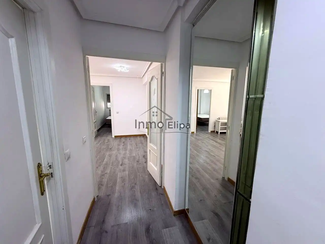 Piso en venta en Madrid con Calefacción y Terraza