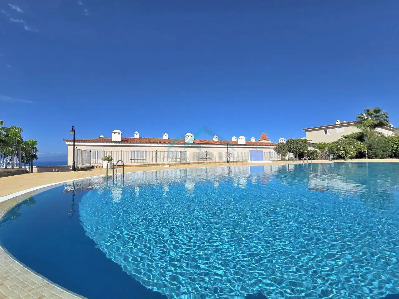 Piscina de Planta baixa en venda en Santiago del Teide amb Aire condicionat, Terrassa i Traster