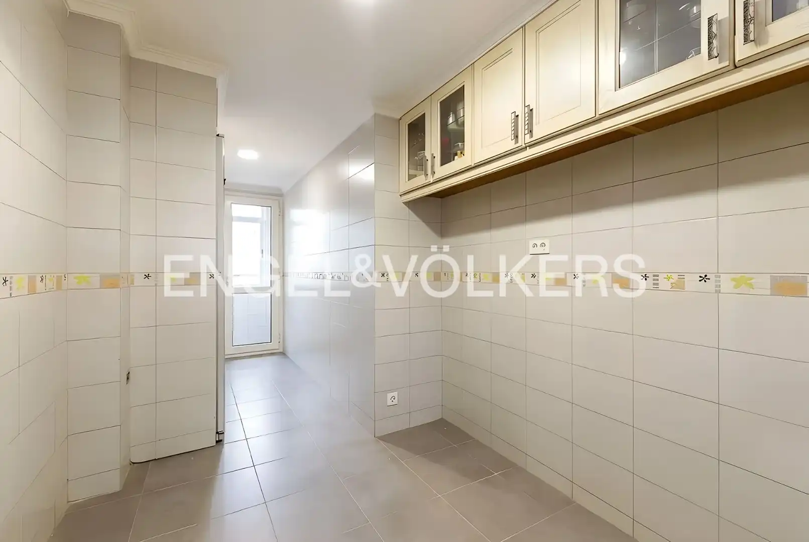 Piso con piscina en venta en Ciudad Lineal, imagen 3