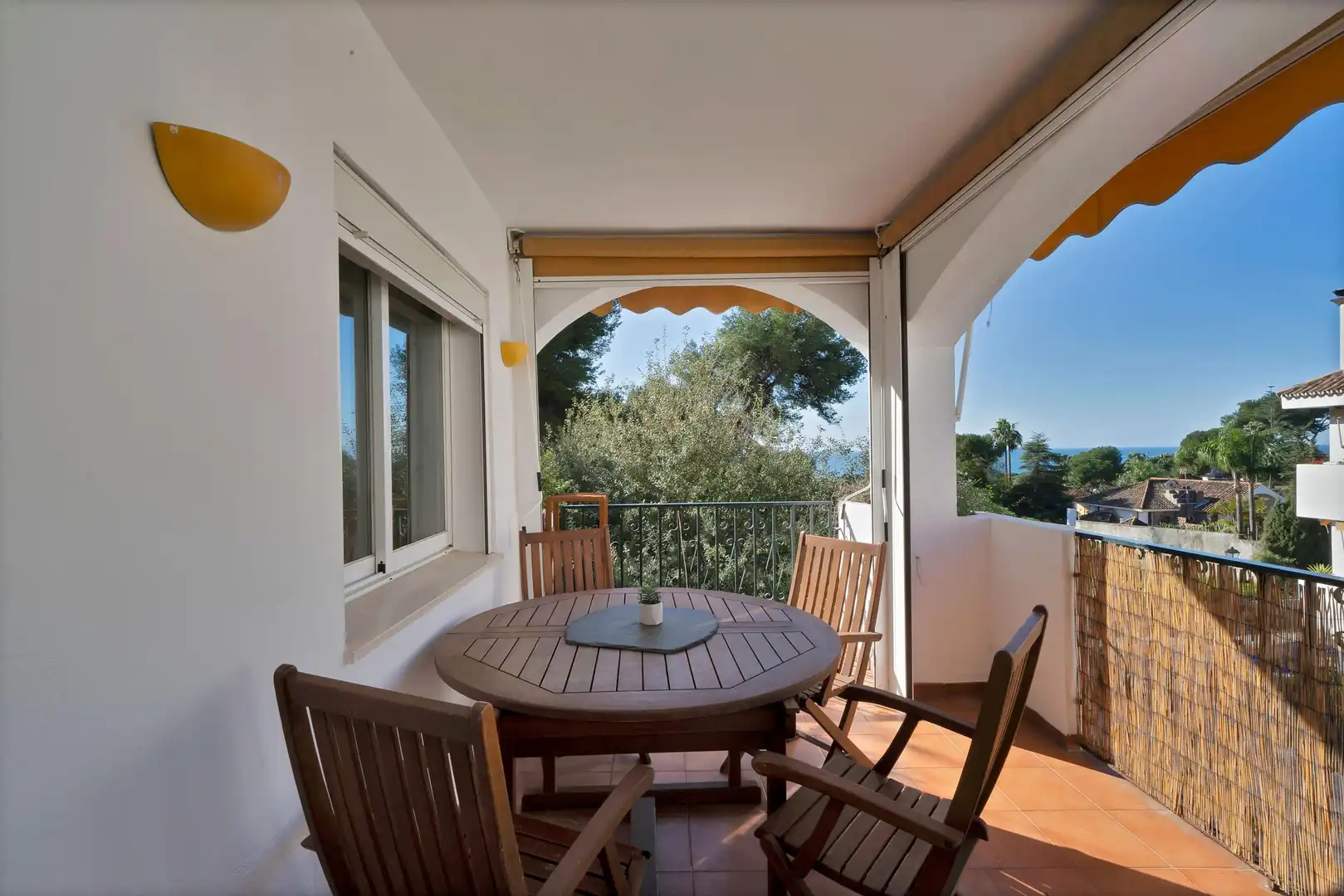 Terraza de Apartamento en venta en Marbella con Aire acondicionado, Calefacción y Jardín privado