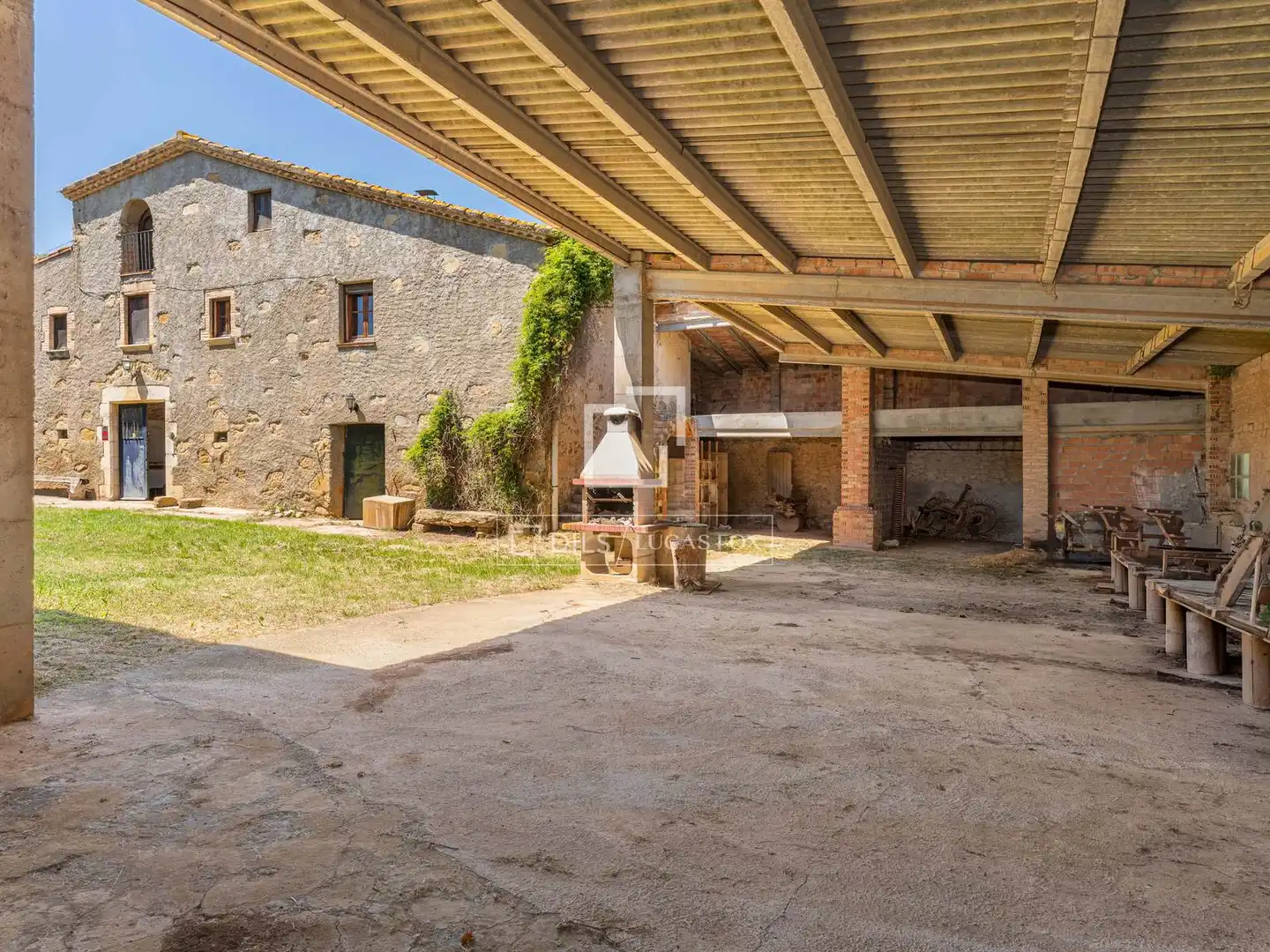 Casa rústica amb piscina en venda a Vilopriu, imagen 11
