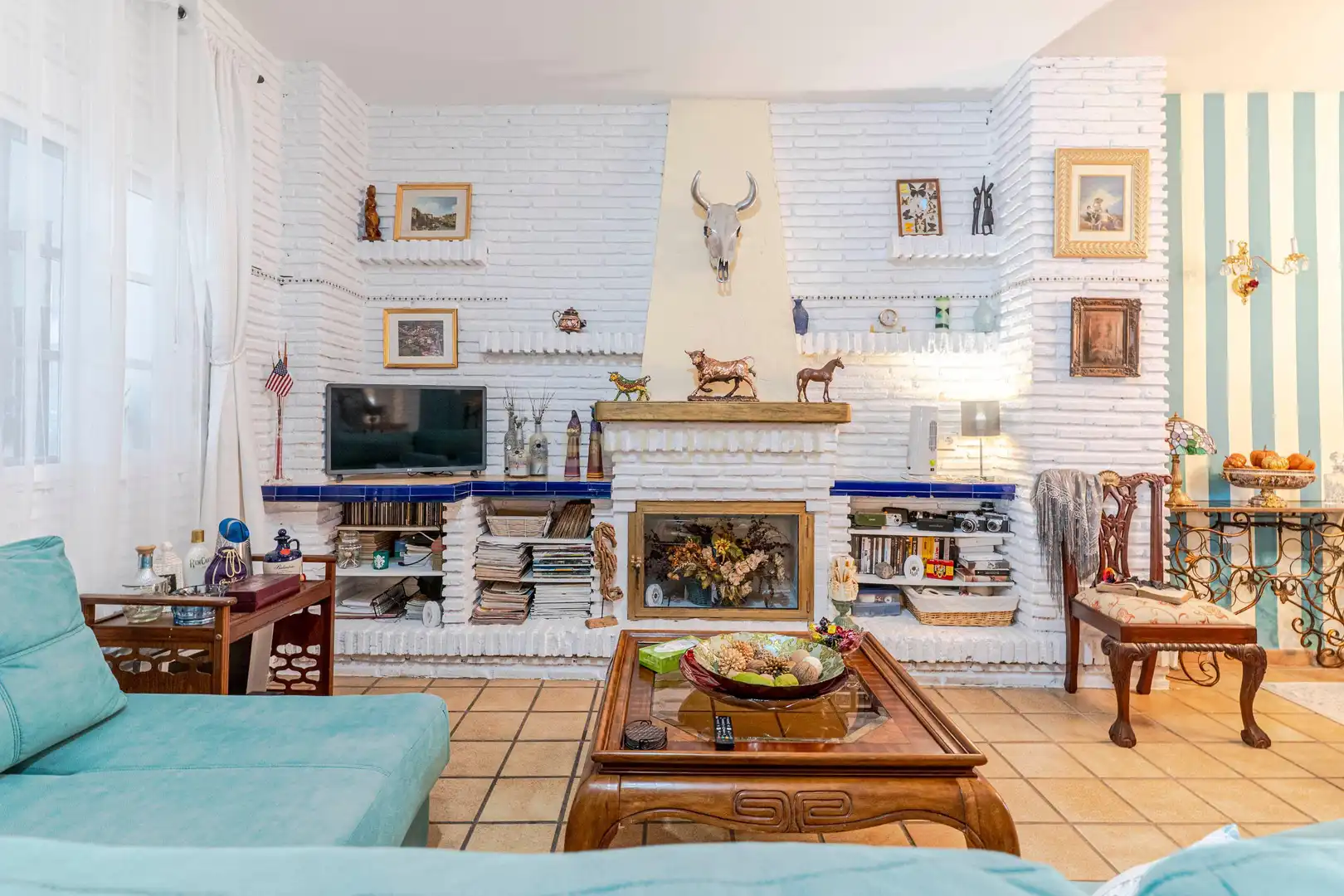 Sala de estar de Casa o chalet en venta en Motril con Aire acondicionado, Jardín privado y Trastero
