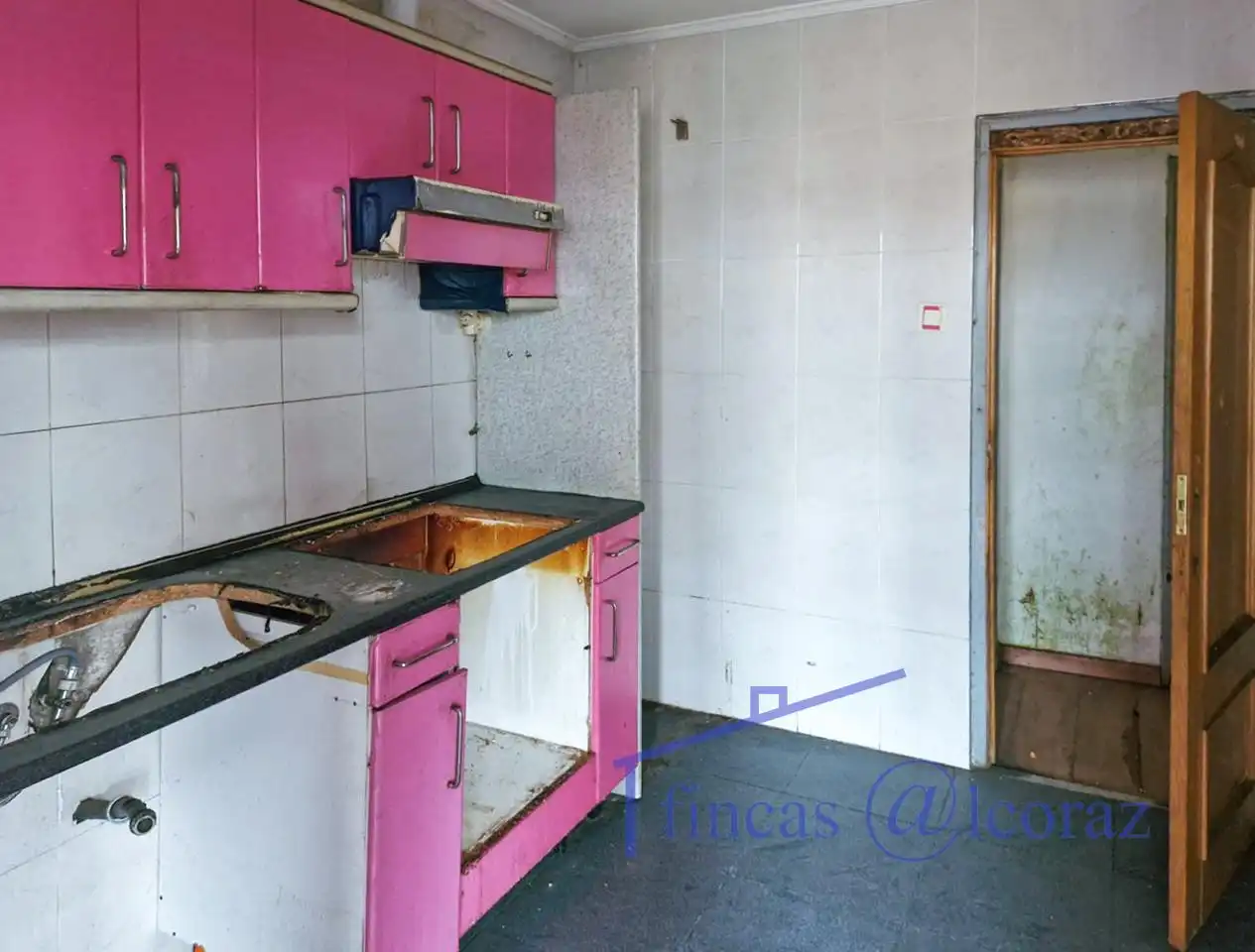 Kitchen of Flat for sale in Huesca