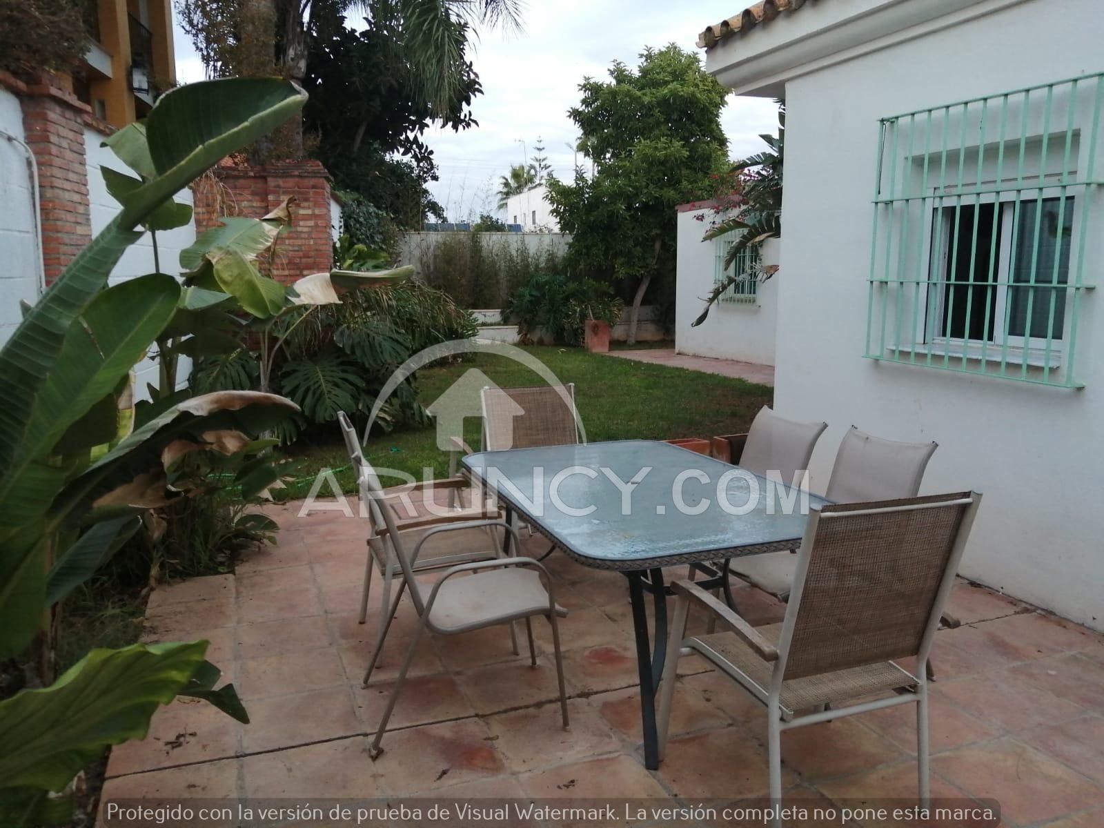 House or chalet for sale in Oromana