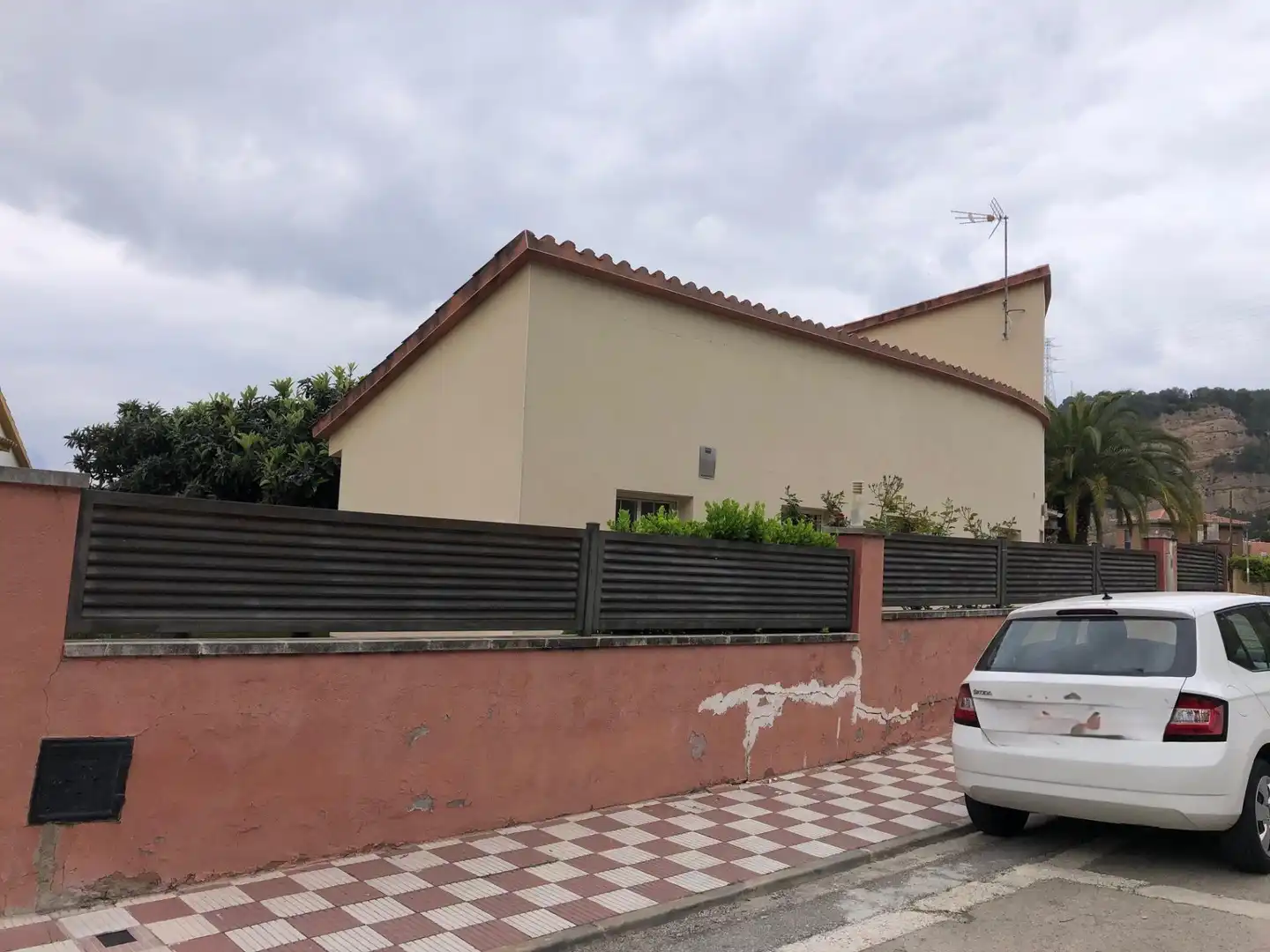 Vista exterior de Casa o chalet en venta en Abrera con Calefacción, Jardín privado y Terraza