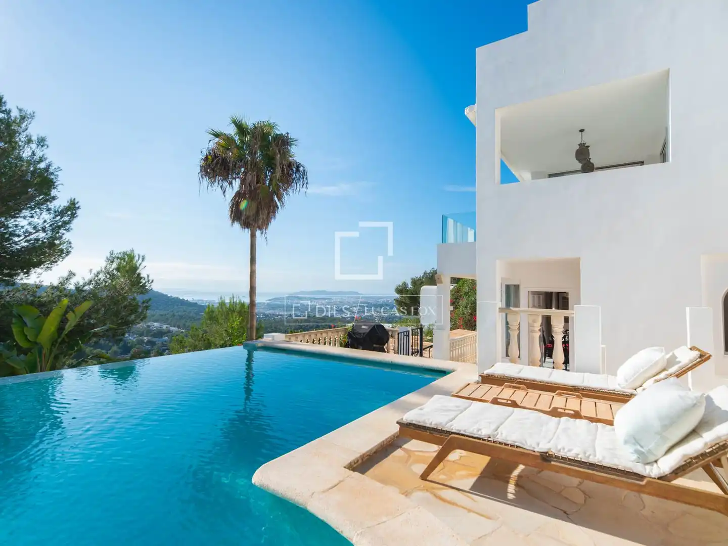 Exterior view of Houses for sale in Santa Eulària des Riu  with Air Conditioner, Heating and Private garden