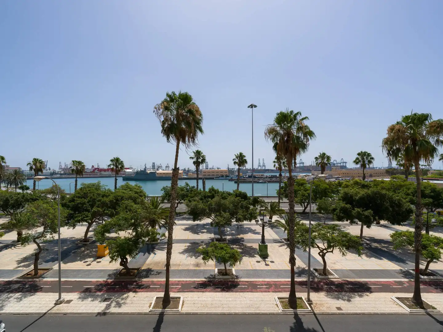 Exterior view of Flat for sale in Las Palmas de Gran Canaria  with Air Conditioner, Heating and Terrace