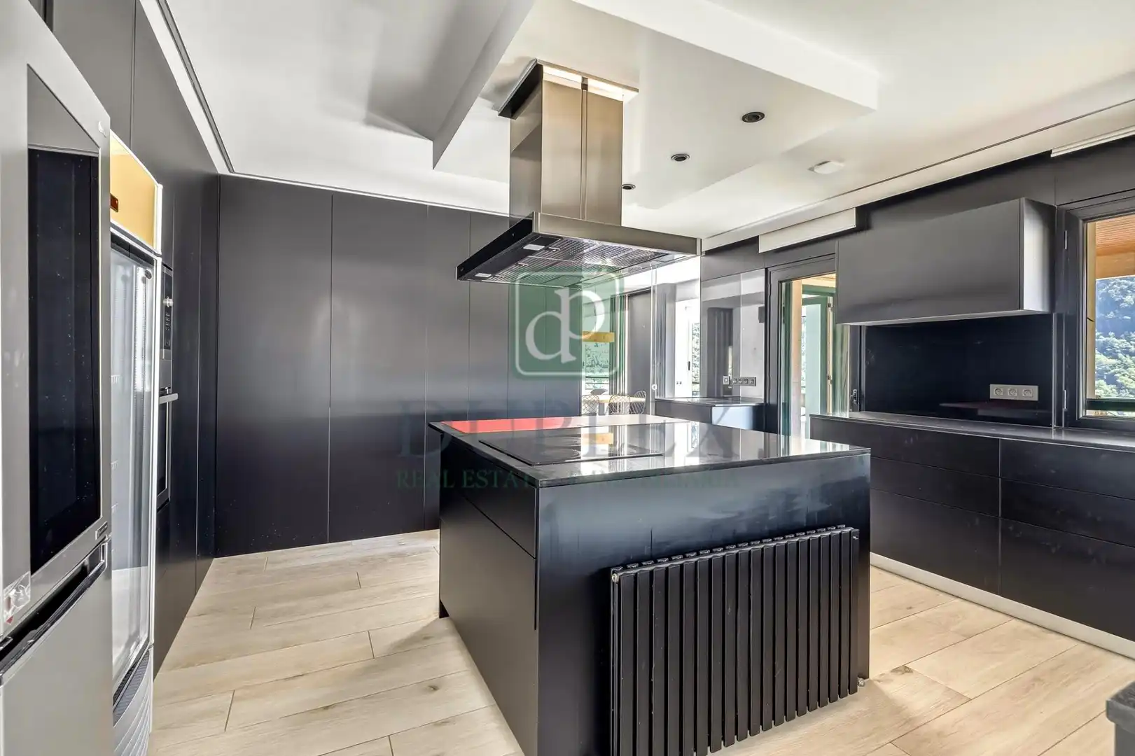 Cocina de Apartamento en venta en Andorra la Vella con Aire acondicionado, Calefacción y Parquet