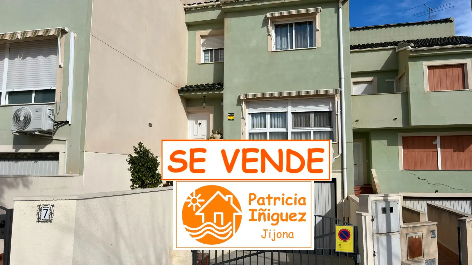 Houses for sale in Carrer Jerico, 7