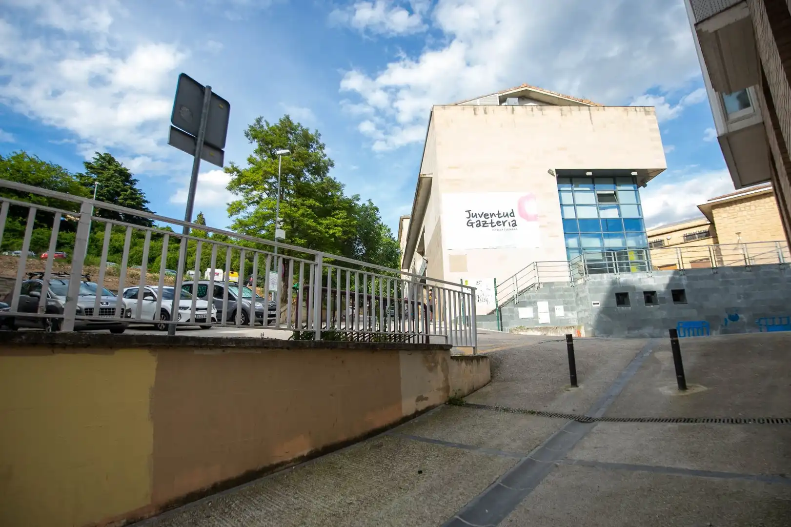 Außenansicht von Wohnung zum Verkauf in Estella / Lizarra mit Heizung, Terrasse und Möbliert