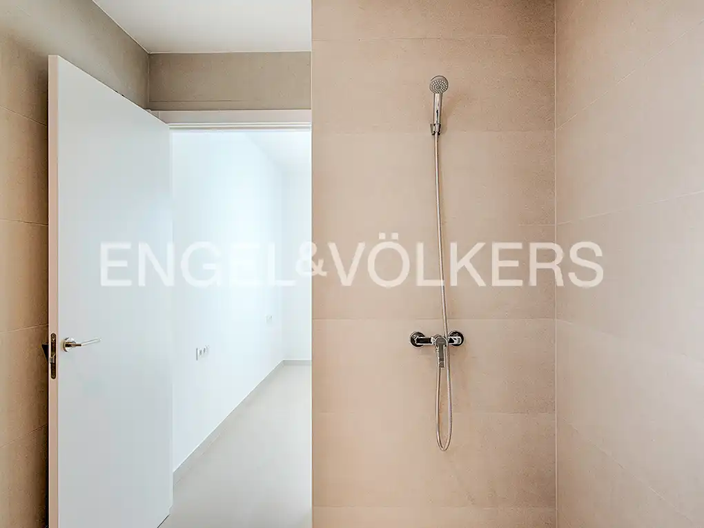 Casa pareada con terraza en venta en Carrer Requesens, imagen 25