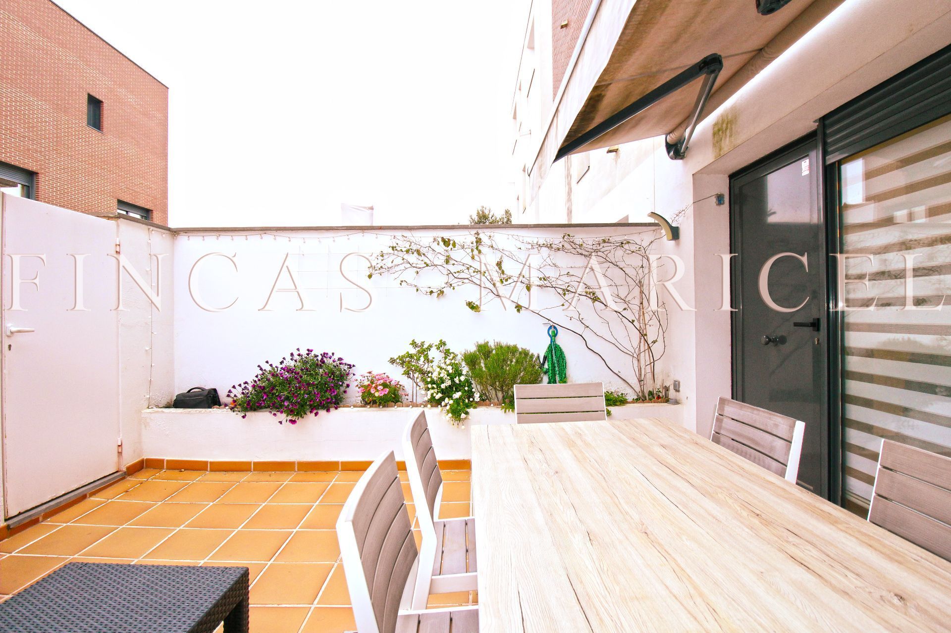 Terrassa de Casa adosada en venda en Cubelles amb Calefacció, Terrassa i Traster