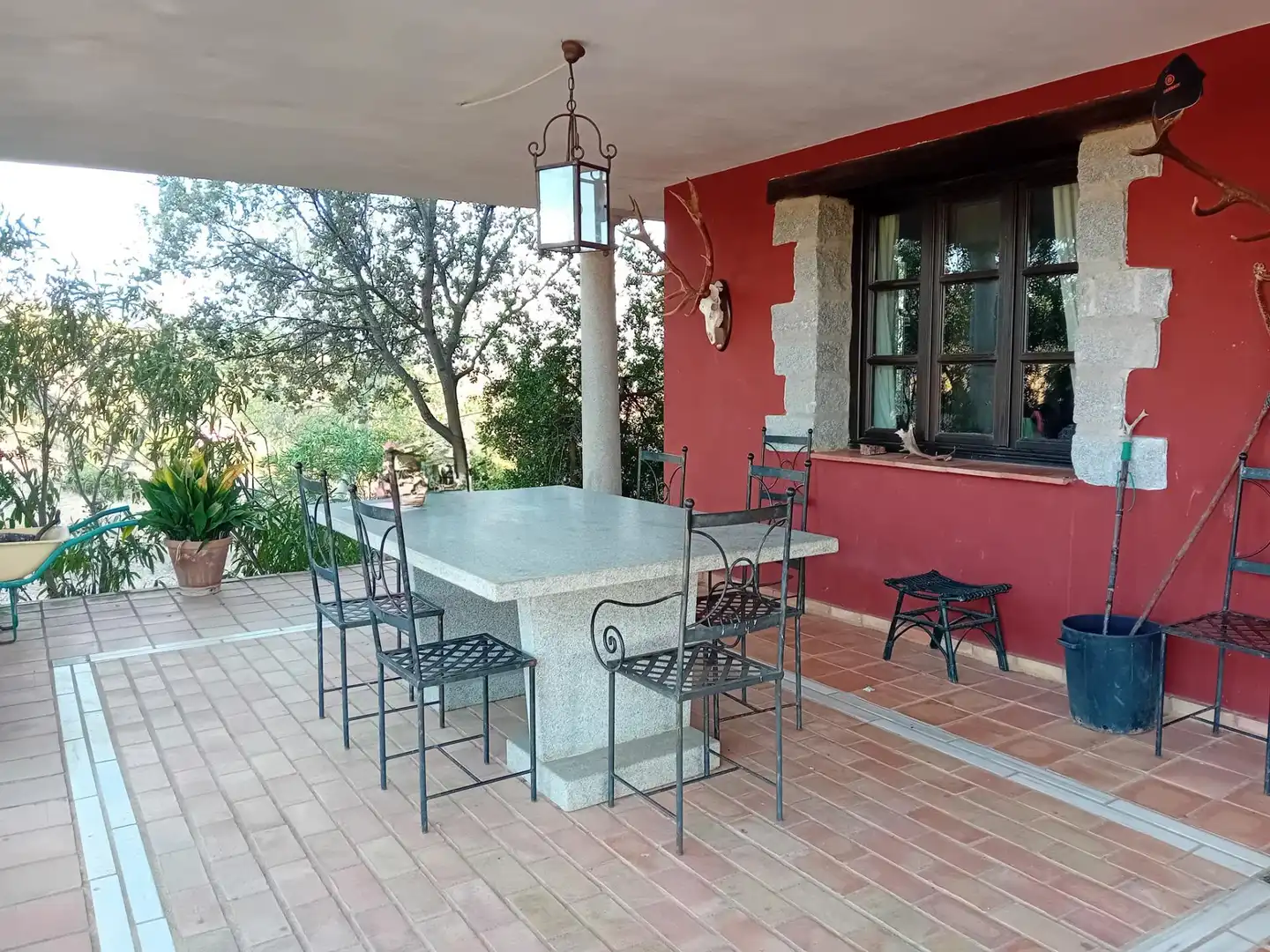 Casa rústica con terraza en venta en Montoro