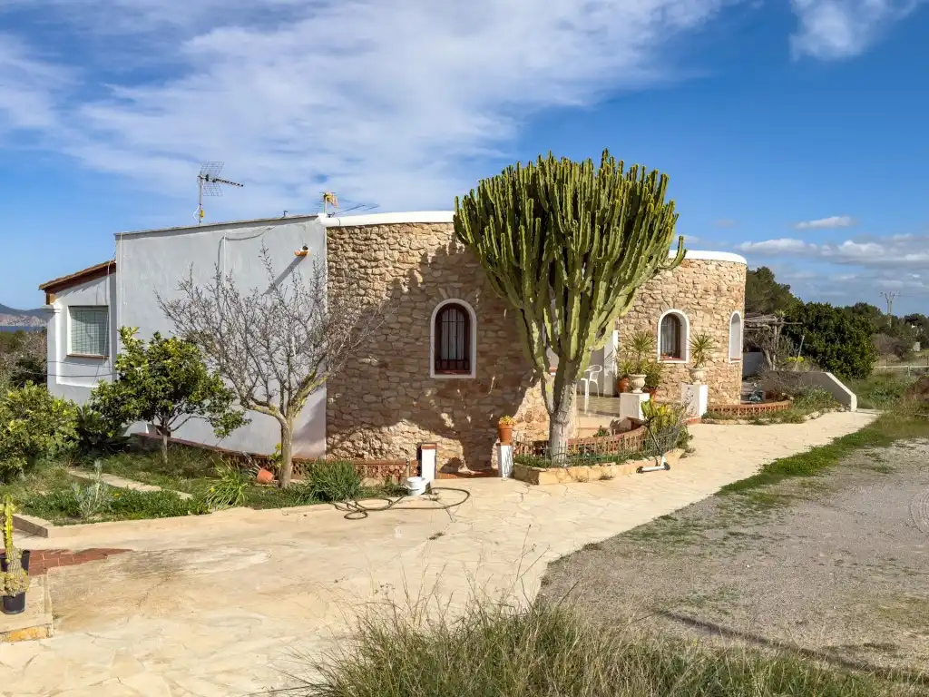 Villa mit Garten zum Verkauf in Cala Vedella-Cala Tarida, imagen 2