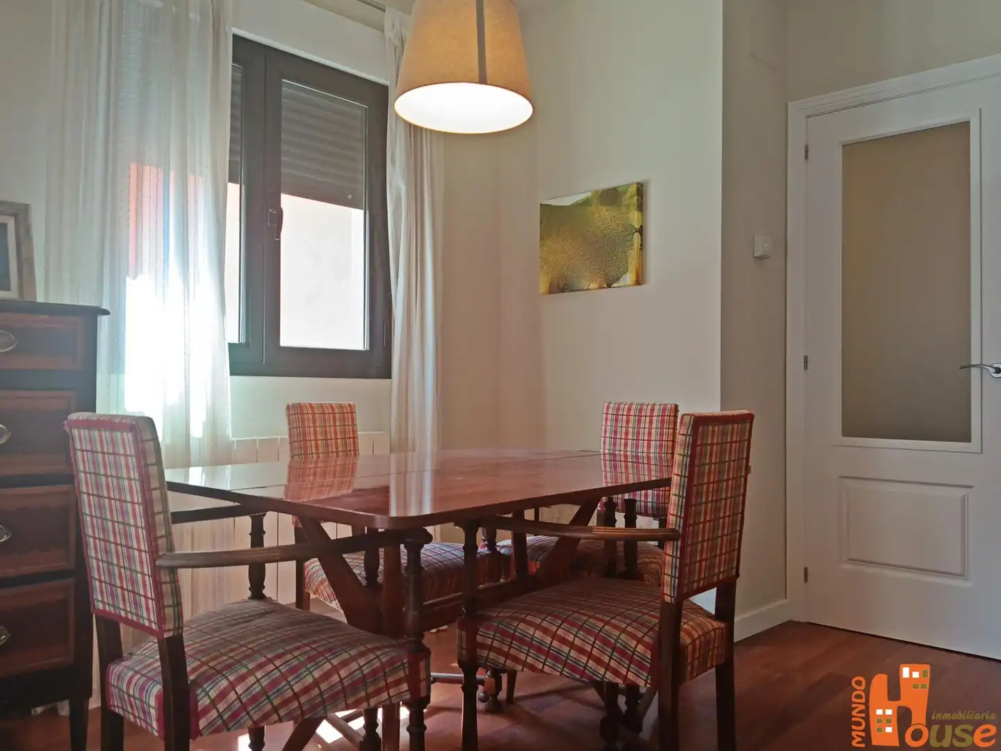 Comedor de Casa adosada en venta en Real Sitio de San Ildefonso con Calefacción y Amueblado