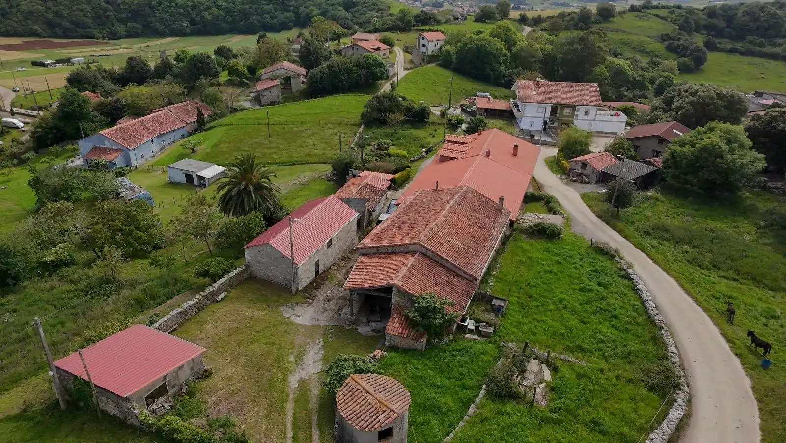 Houses for sale in Santillana del Mar  with Private garden, Storage room and Balcony