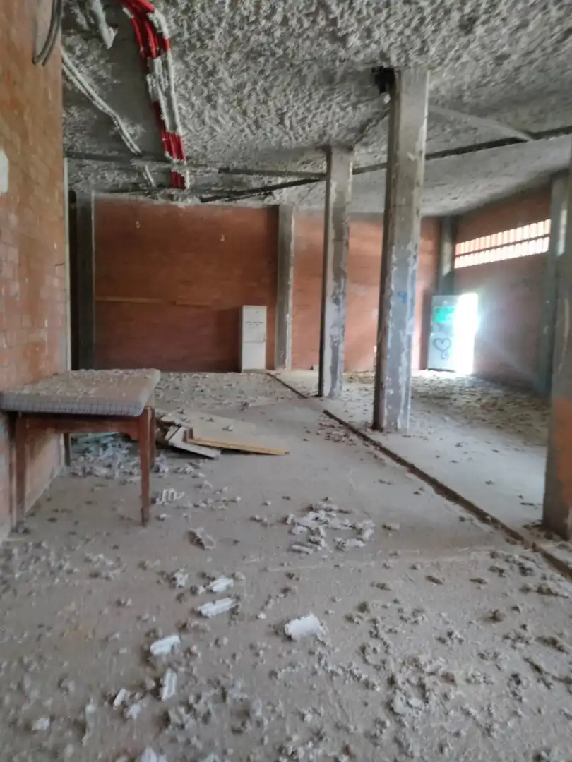Geschaftsraum zur Miete in Zaragoza