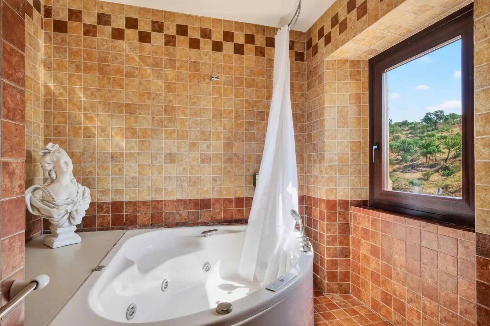 Baño de Casa o chalet en venta en Mollet de Peralada con Jardín privado, Terraza y Piscina