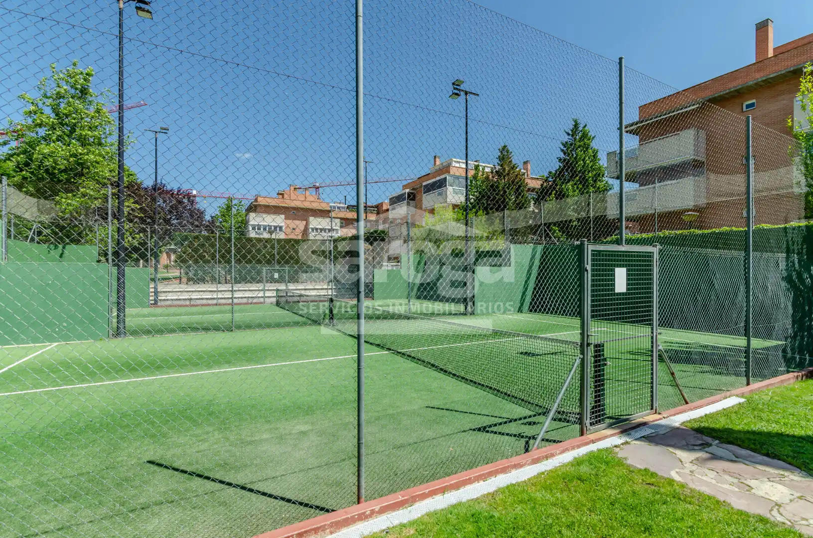 Aparcament de Pis en venda en Pozuelo de Alarcón amb Aire condicionat, Calefacció i Terrassa