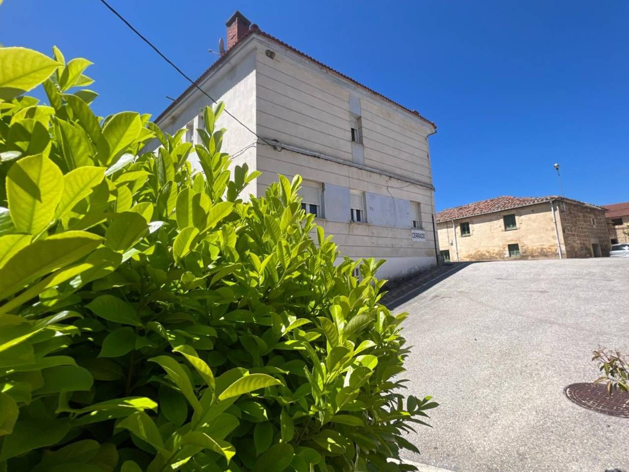 Vista exterior de Casa o xalet en venda en Tubilla del Agua amb Calefacció, Jardí privat i Terrassa
