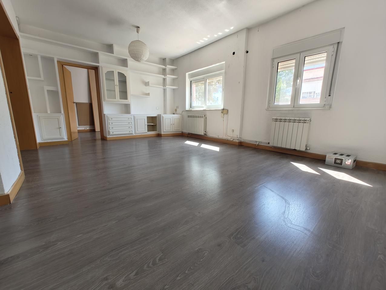 Living room of Flat for sale in  Madrid Capital  with Terrace