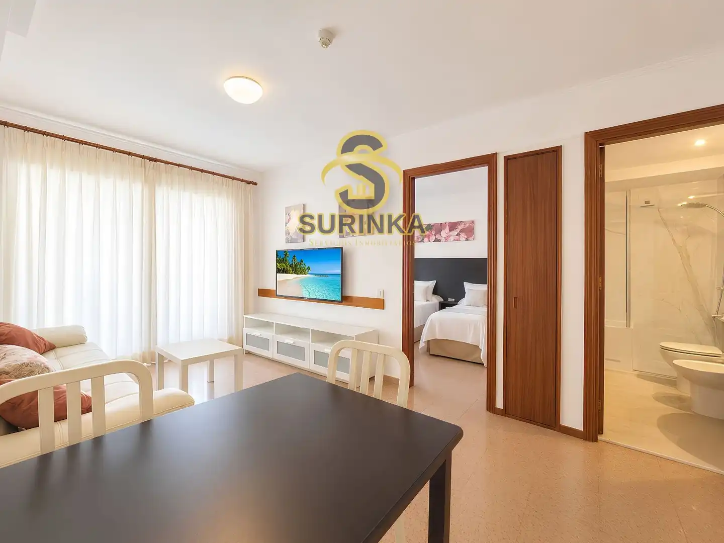 Sala de estar de Apartamento en venta en San Bartolomé de Tirajana con Terraza, Piscina y Amueblado
