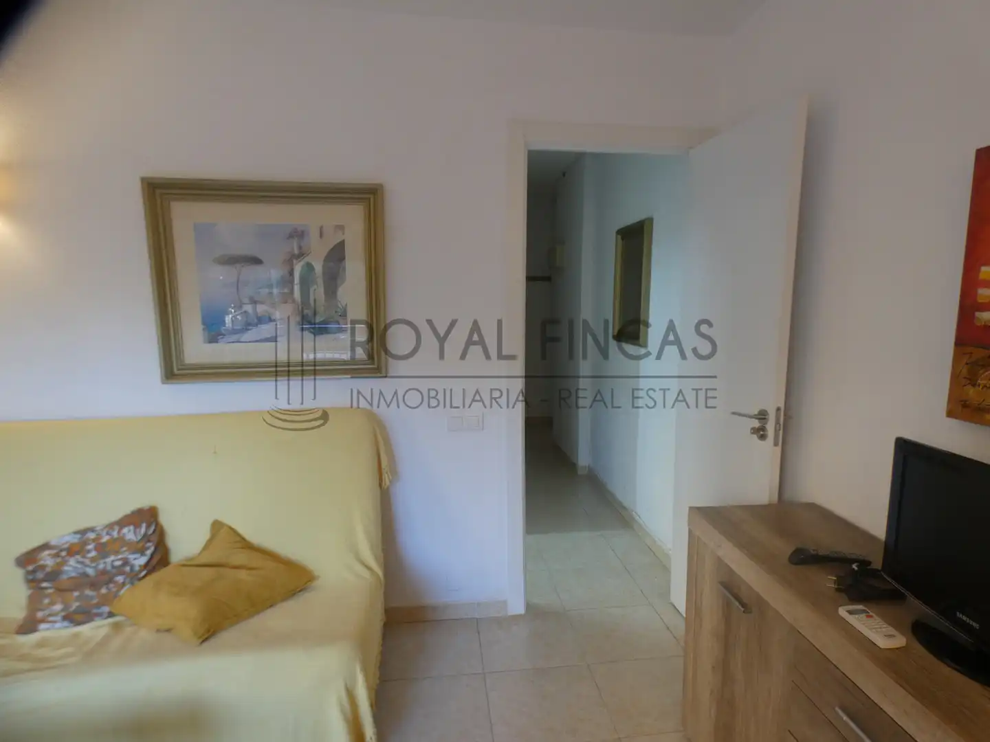 Sala d'estar de Pis en venda en Benalmádena amb Aire condicionat, Terrassa i Moblat