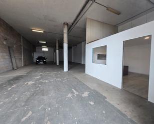 Industrial buildings to rent in Arona  with Alarm