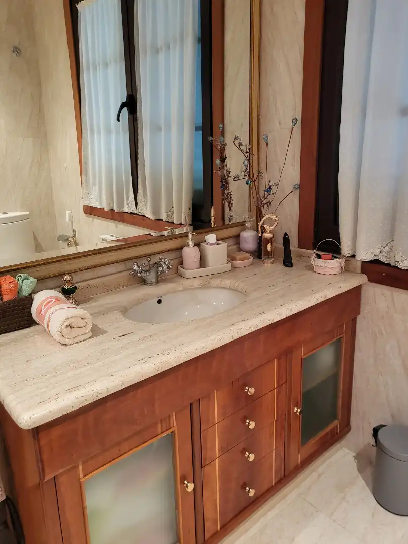 Baño de Casa o chalet de alquiler en Vigo  con Calefacción, Jardín privado y Amueblado