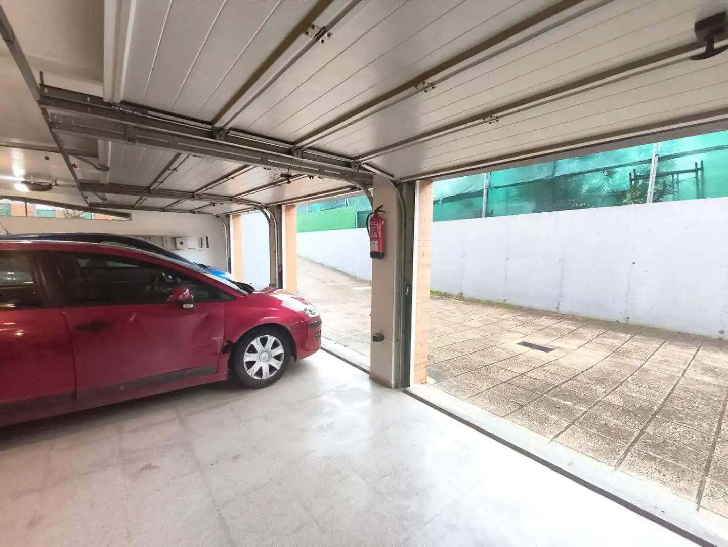 Aparcament de Casa o xalet en venda en Badajoz amb Aire condicionat, Calefacció i Terrassa