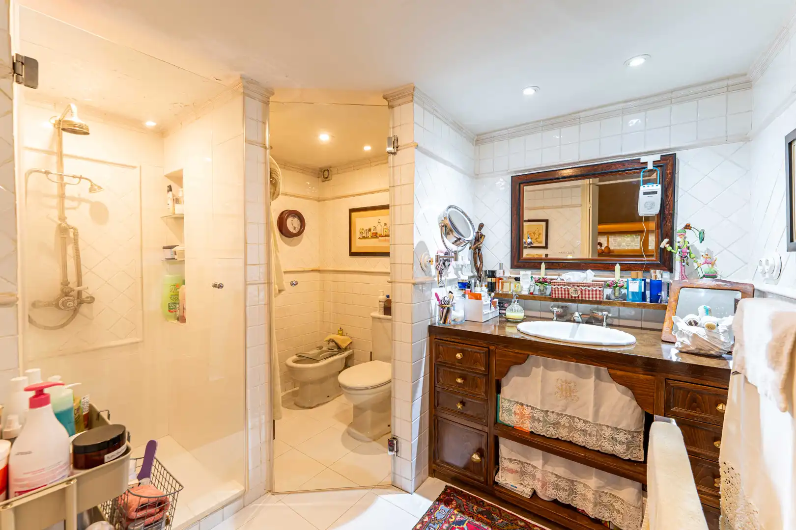 Baño de Casa adosada en venta en Las Rozas de Madrid con Aire acondicionado, Calefacción y Jardín privado