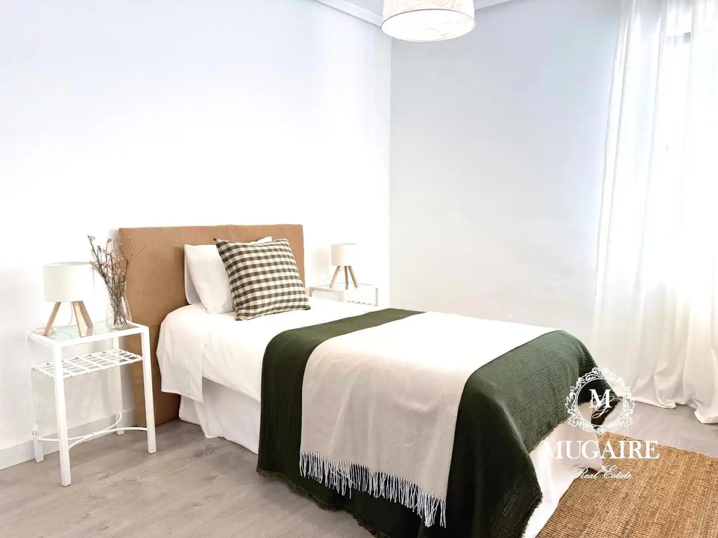 Piso con terraza en venta en Centro - Ariz - Uribarri, imagen 16