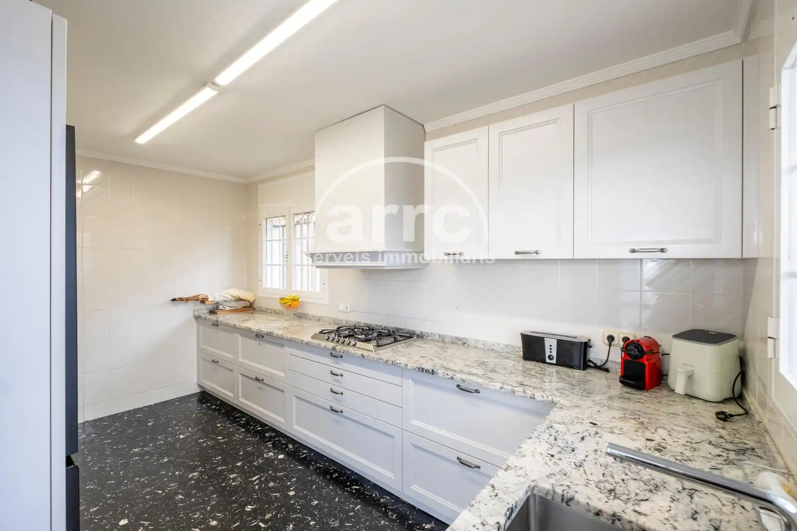 Cocina de Casa o chalet en venta en Arenys de Mar con Calefacción, Jardín privado y Terraza