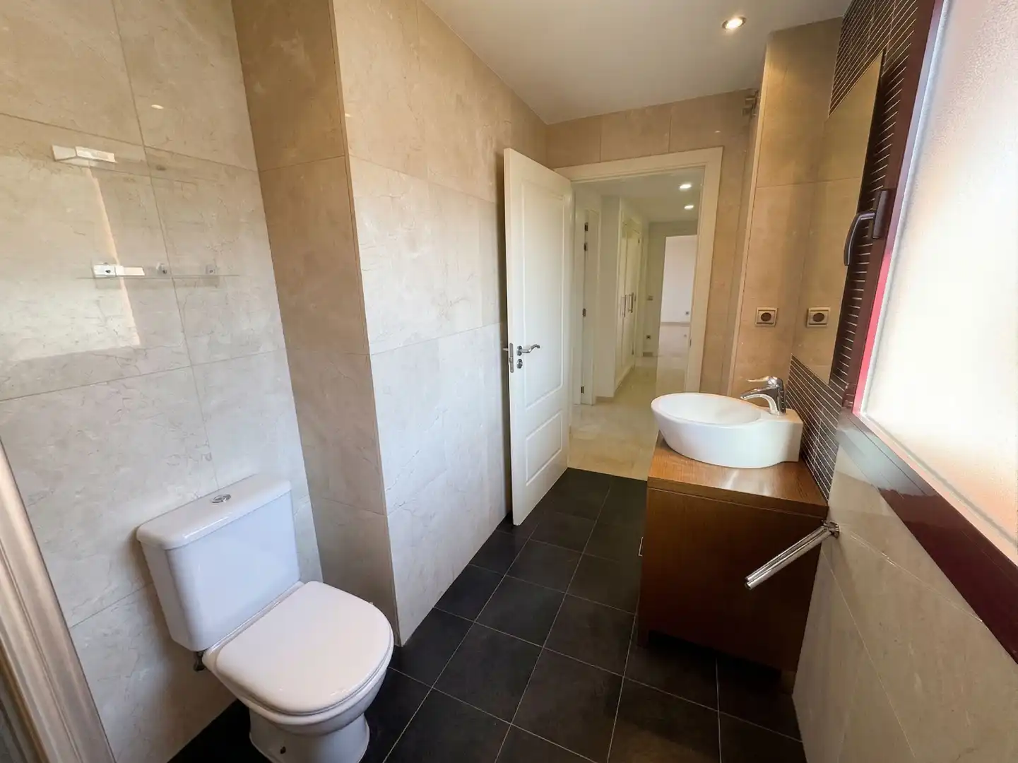 Baño de Ático en venta en Casares con Aire acondicionado, Calefacción y Terraza