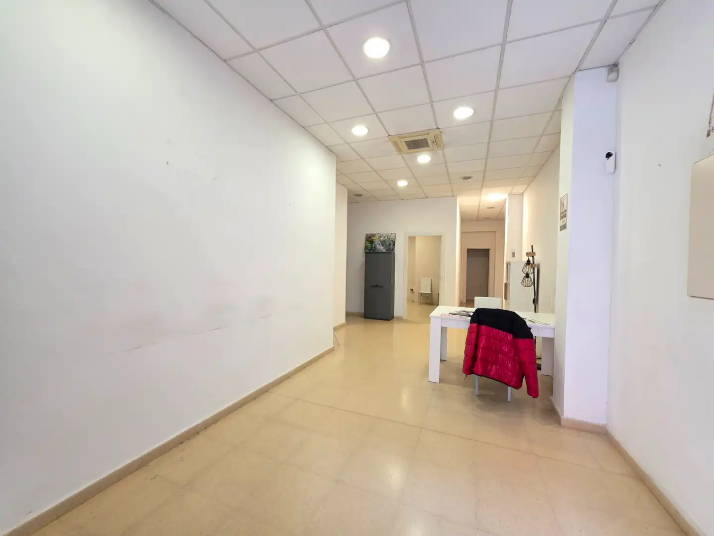 Local comercial en venda a Pallejà, imagen 3