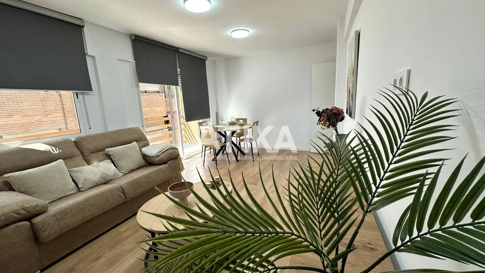 Sala de estar de Piso en venta en Albaida con Parquet, Trastero y Amueblado