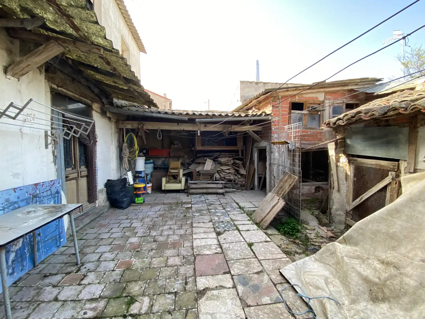 Vista exterior de Casa o chalet en venta en Baltanás con Calefacción, Trastero y Amueblado