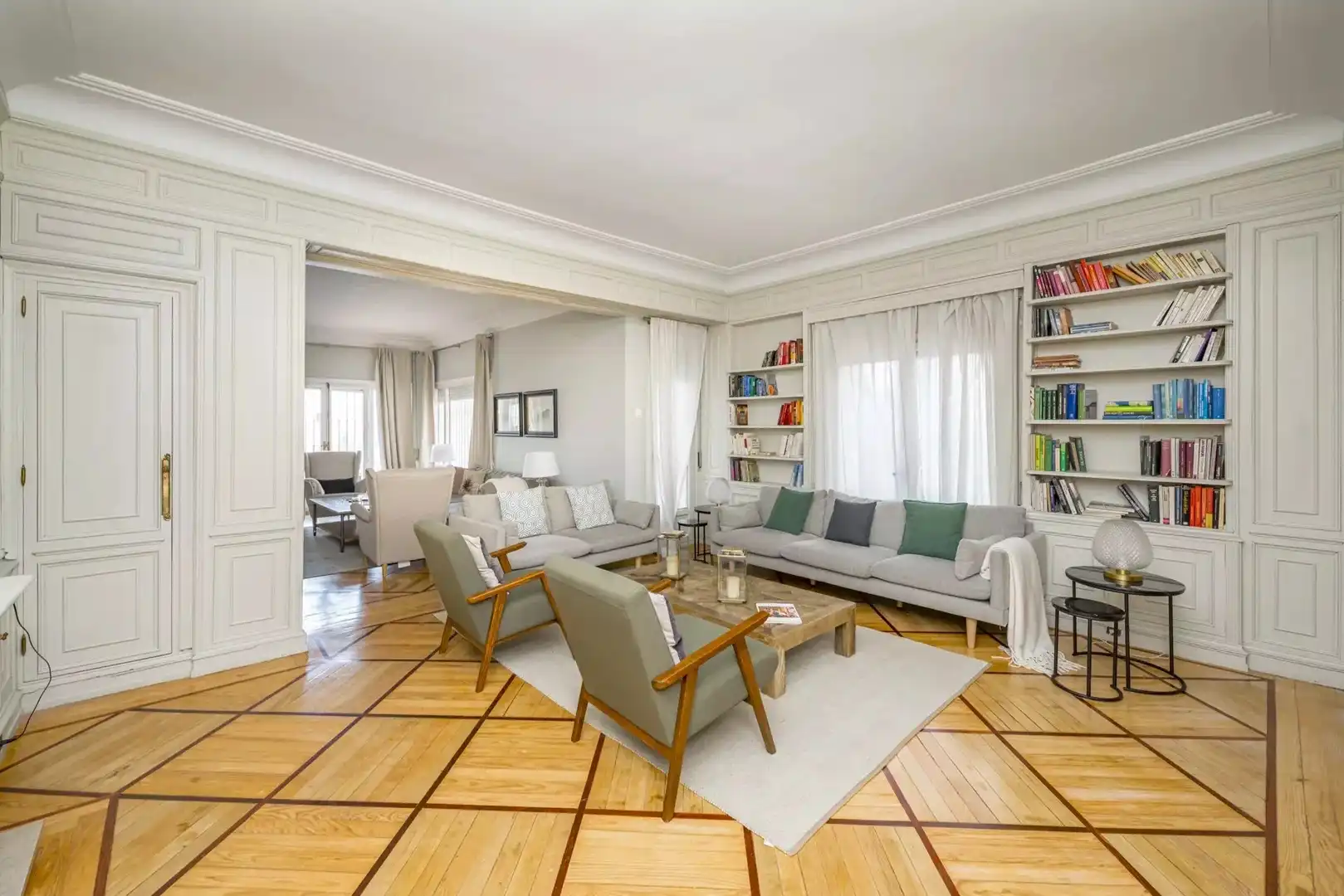 Living room of Flat for rent in Madrid  with Air Conditioner, Heating and Terrace
