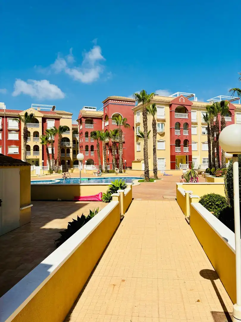 Exterior view of Ground floor for rent in Los Alcázares  with Air Conditioner, Terrace and Furnished