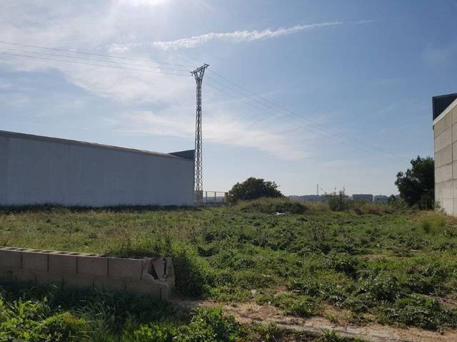 Terreno industrial en Venta en Fuente del Jarro