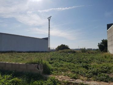 Industriegrundstück zum Verkauf in Fuente del Jarro